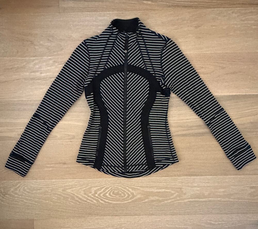 Lululemon Define Jacket Parallel Stripe Black White Women's sz 6